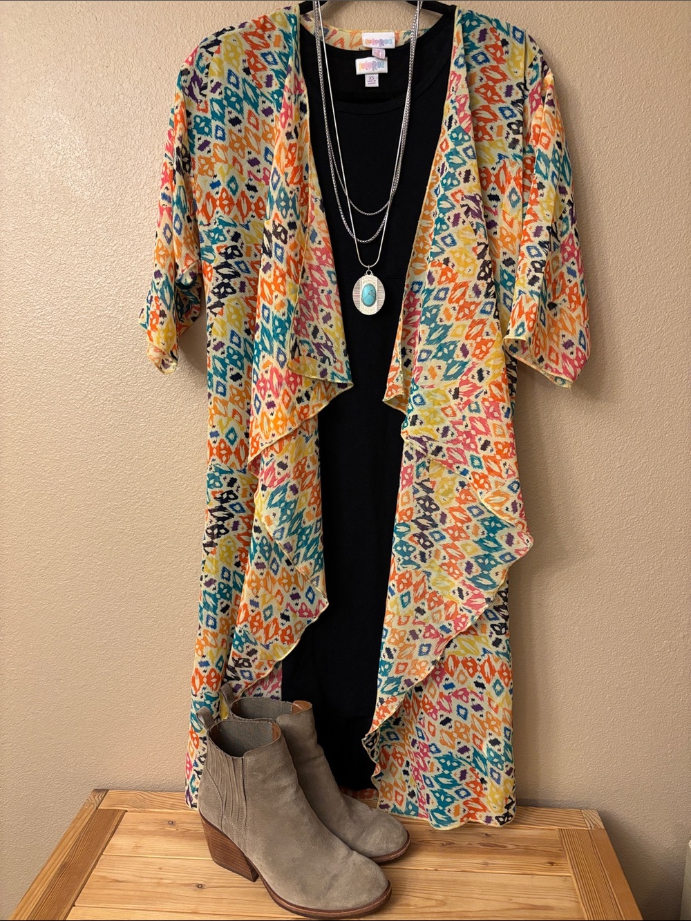 LuLaRoe SHIRLEY Colorful Boho Print Open Front Kimono Duster Top SMALL